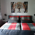 Krekel In Ruhiger Lage Inklusiv Waeschepaket, Wlan, Parkplatz * בראונלאגה