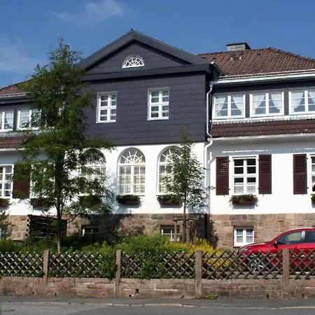 Apartment Krekel In Ruhiger Lage, Komplett Renoviert Und Neu Eingerichtet *