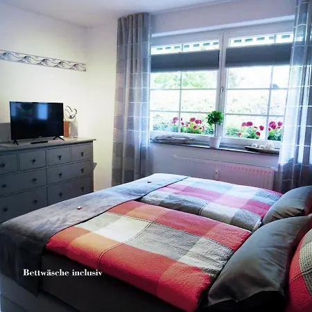 Krekel In Ruhiger Lage Inklusiv Waeschepaket, Wlan, Parkplatz Lejlighed *